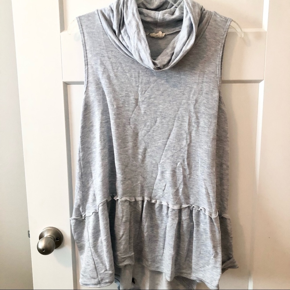 Vestique Light Blue Cowl Neck Sleeveless Ruffle Hem Top Size L